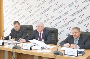 Освоение средств, выделенных на ремонт крымских дорог, находится на крайне низком уровне, - П. Запорожец