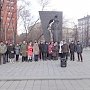 Жители Хорошевского района и московские коммунисты выступают против сноса гаражей и строительства на их месте "народного парка" под линией электропередач