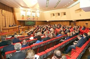 Крымский парламент намерен ходатайствовать о продлении сроков перерегистрации автотранспорта в Крыму до конца 2016 года
