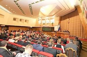 Крымские парламентарии заслушали отчет МВД по Республике Крым о деятельности полиции подчиненных органов внутренних дел за 2015 год