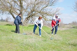 Первый весенний субботник прошёл в Евпатории