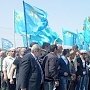В Крым бежит от призыва татарская молодежь с Украины. Или едут подготовленные боевики?