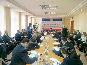 В Госсовете обсудили перспективу строительства на территории Крыма заводов по сортировке и переработке ТБО