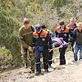 Крымские спасатели оказали помощь пострадавшей туристке в горах