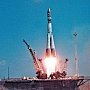 Г.А. Зюганов наградил группу космонавтов и ветеранов первого космического старта