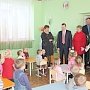 Первый вице-спикер крымского парламента Константин Бахарев посетил с рабочей поездкой Ленинский район
