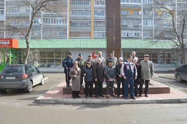 Республика Марий Эл. Коммунисты Йошкар-Олы отметили День космонавтики