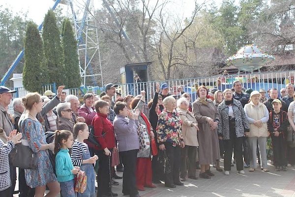 Воронеж: Защитили «Танаис». Совместные усилия жителей и активистов КПРФ помогают сохранить парк
