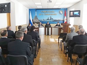 В Севастополе ветеранам ОВД вручили памятные медали «За службу в милиции»