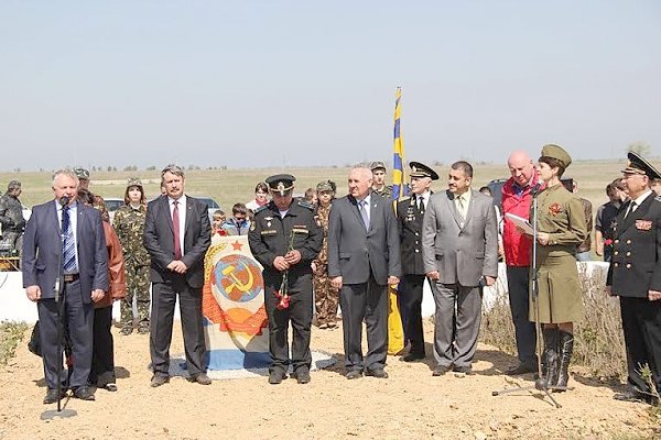 Республика Крым. Коммунисты приняли участие в открытии закладного камня памятника Герою Советского Союза Н.А. Токареву