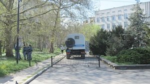 Суд по иску Прокуратуры Крыма о запрете нелегального меджлиса отложен до 25 апреля