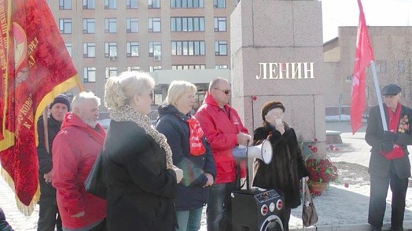 Ямало-Ненецкий автономный округ. В Салехарде состоялся митинг в честь 146-й годовщины со Дня рождения В.И. Ленина