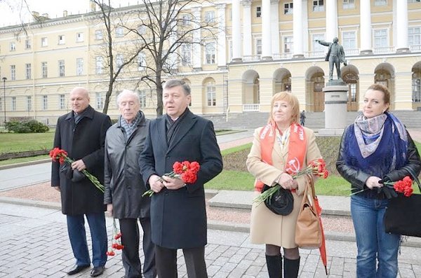 Д.Г. Новиков: Социалистическая революция не была случайным эпизодом истории