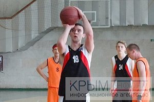 «Легион» и «Скилур» выиграли в 12 туре мужского баскетбольного чемпионата Крыма и остались лидерами соревнований