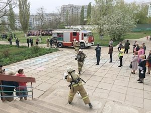 В крымских школах прошли памятные уроки в честь 30-й годовщины на ЧАЭС