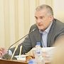 Сергей Аксёнов: Схемы по формированию искусственных очередей в МФЦ должны быть раскрыты по всему Крыму