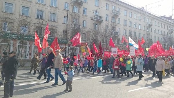 В Мурманске на Первомайском митинге требовали смены курса и отставки президента