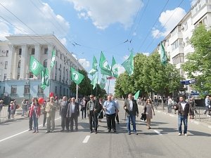 В Симферополе прошла самая малочисленная за всю постсоветскую историю Крыма первомайская демонстрация