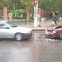 Отсутствие дорожной разметки привело к лобовому столкновению двух автомобилей в Столице Крыма