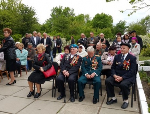 Мы должны свято чтить память ветеранов войны — Константин Бахарев