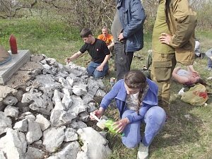 Крымские казаки провели «школьный десант» к местам партизанской славы.