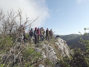 Крымские казаки провели «школьный десант» к местам партизанской славы.