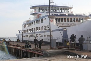 На керченской переправе открыли третий причал