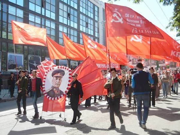 Севастопольские коммунисты помнят и чтят праздник Великой Победы