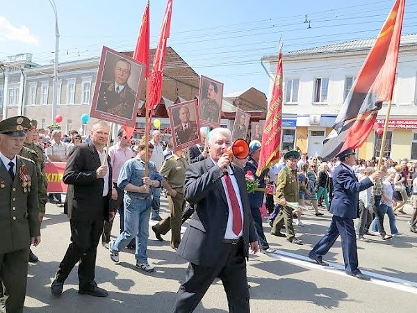 Тамбовская область. День Победы под знамёнами коммунистов