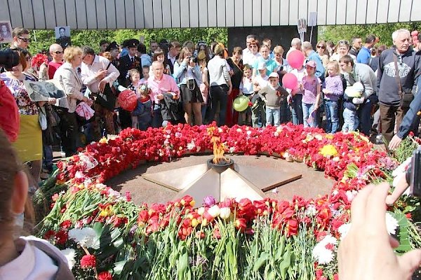 Самарская область, Тольятти. День Победы в Автограде