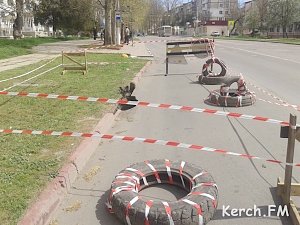 В Керчи на Горького, где провалился асфальт, заменят коллектор