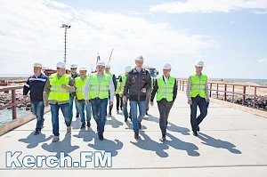 На строительстве Керченского моста трудятся 2500 работников