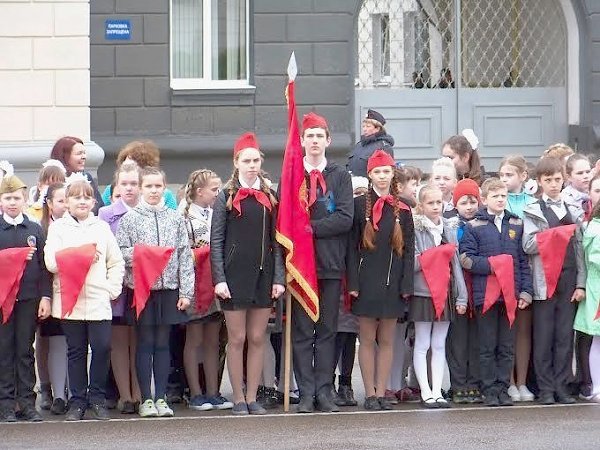 В Орле состоялась торжественная линейка областной пионерской организации «Орлята»