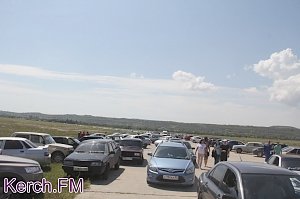 В Керчь съехались сотни тюнингованных авто