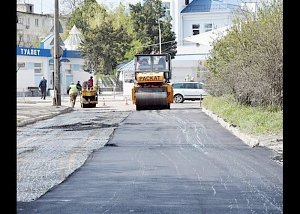 В Евпатории за последнее время отремонтировано дорог больше, чем за 20 лет, — Филонов