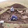В районе Крымского энергомоста обнаружен непотревоженный могильник тысячелетней давности