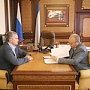 Сергей Аксёнов провёл рабочее совещание с главой администрации Симферополя Геннадием Бахаревым