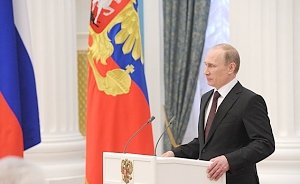 Владимир Путин стал Почетным гражданином Севастополя