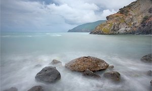 На Крым идут ливни с грозами, градом и шквалами