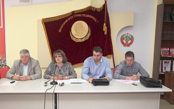 Саратовские коммунисты на областном совещании партийного актива обсудили вопросы предстоящих выборов