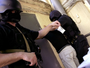 Крымчанину грозит более 13 лет тюрьмы за наркоторговлю