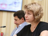 Вопросы, поступающие на «горячие линии» Совета Министров Крыма, находятся на постоянном контроле Правительства — Лариса Опанасюк