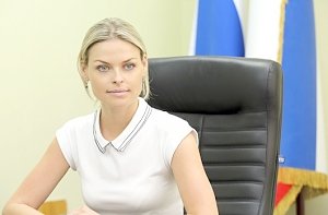 Глава земельного парламентского Комитета Евгения Добрыня провела прием граждан