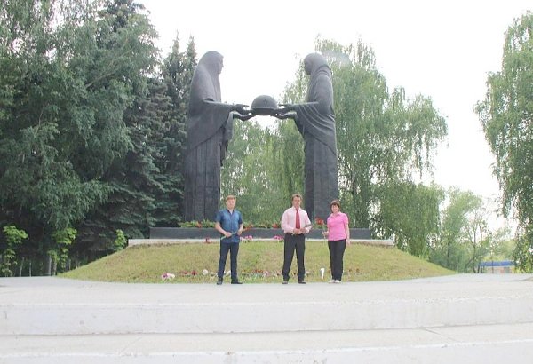 «Их подвиг бессмертен». Коммунисты Челябинска приняли участие в траурных мероприятиях 22 июня