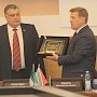 Мэр-коммунист Анатолий Локоть подписал договор о побратимстве Новосибирска и Тирасполя