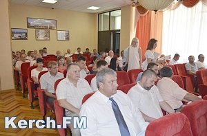 Подлипенцев заявил о необходимости формировать дееспособную команду в Керчи