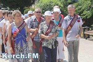 В Керчь приехал автопробег из Смоленска