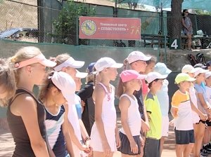 Открытый теннисный турнир города собрал рекордной число участников