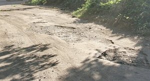 Ремонт дорог в городах и районах Крыма на 2 млрд руб фактически остановился