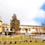 Власти Симферополя закрывают и ликвидируют среднюю школу в микрорайоне Луговое. С целью строительства новой школы?
